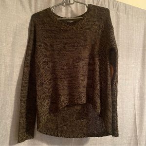 George V-Neck Women's Sweater Size S
